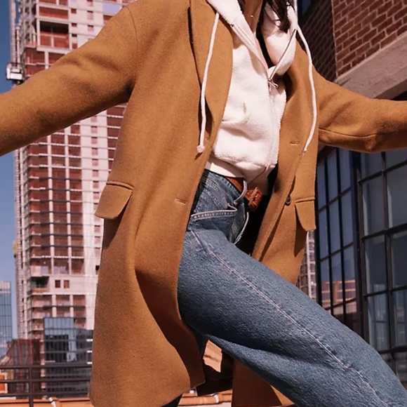 Madewell Haydon Coat in Insuluxe Fabric - Picture 2 of 7